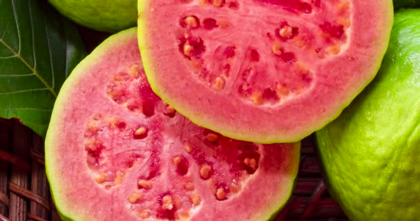 Closeup Red Guavas Cut Basket — Vídeo de Stock