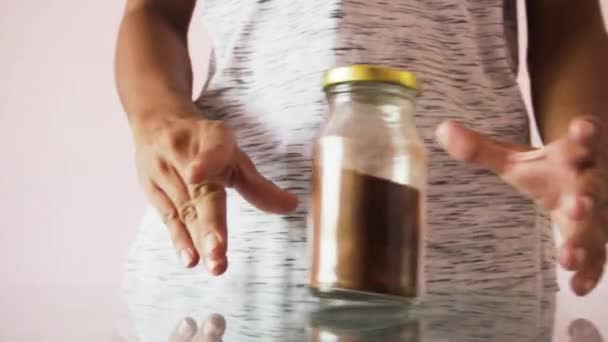 Young Man Making Coffee Coffee Powder Man Opening Coffee Powder — ストック動画