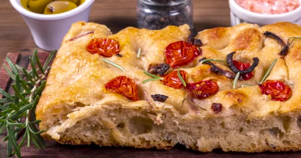 Traditional Italian Focaccia Pepperoni Cherry Tomatoes Black Olives Rosemary Onion — Video