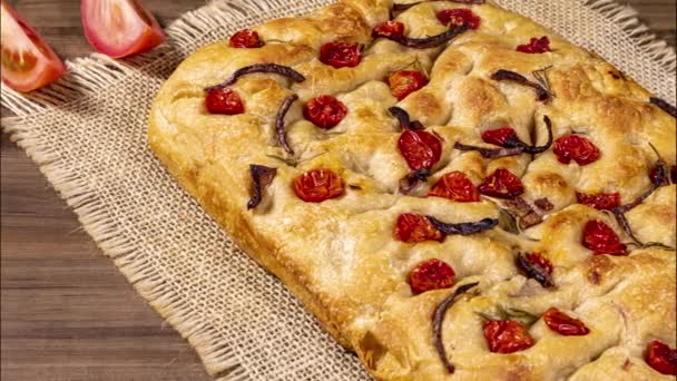 Traditional Italian Focaccia Pepperoni Cherry Tomatoes Black Olives Rosemary Onion — Wideo stockowe