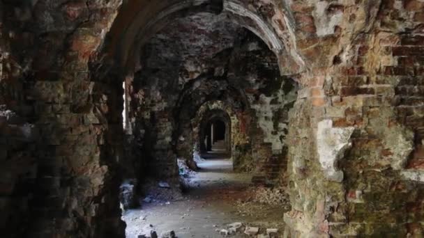 Dolly Zoom Shot Ancient Ruins Ukraine — Αρχείο Βίντεο