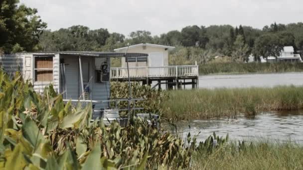 Boat House Floating Lake — Stockvideo