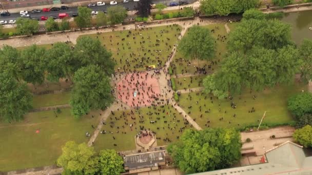 Aerial Rotating View Second Black Lives Matter Protest Hull Showing — 图库视频影像