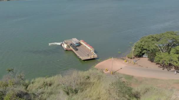 Boat Crosses Cars One Side River Other Transport Ferry — Videoclip de stoc