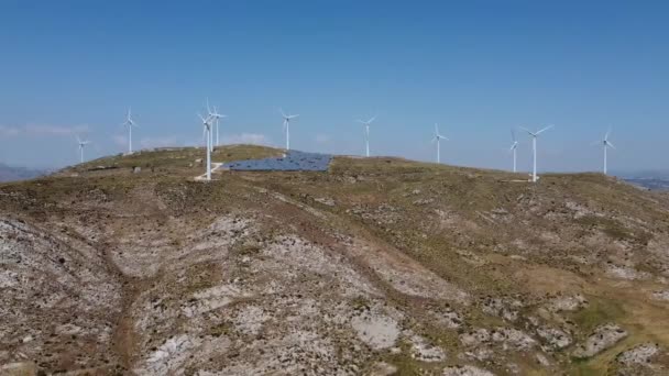 Aerial View Mountain Landscape Wind Power Turbines Solar Farm Beautiful — Vídeo de Stock