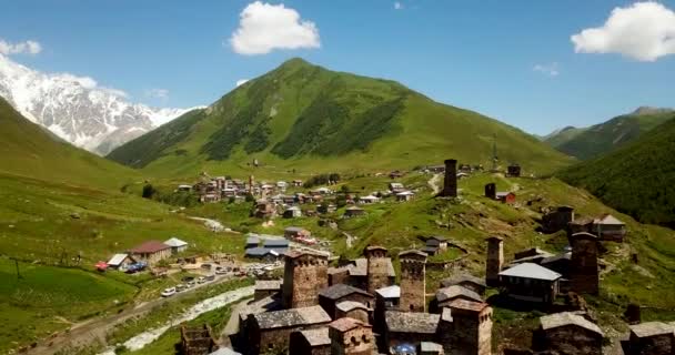 Vieux Village Paysage Ushguli Avec Medival Stone Tower House Bâtiments — Video
