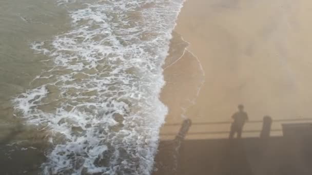 Summertime Scene Ocean Sea Water Waves Sandy Beach Shadow Perspective — Stok video