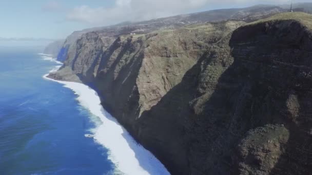 Aerial Drone View Dramatic Cliffs Ponta Pargo Madeira — стоковое видео
