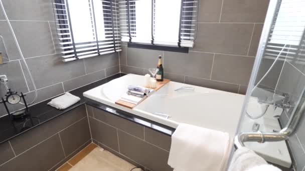 Elegance Gray Tiles Bathrrom Bathtub — Video Stock