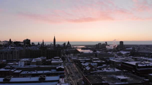 Overhead Drone Cuplikan Byward Market Parliament Hill Ottawa Ontario Canada — Stok Video