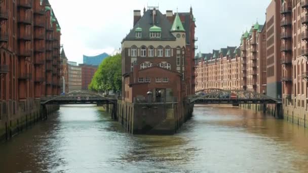 Aug 2020 Hamburg Germany View River Famous Speicherstadt Unesco World — Stok Video