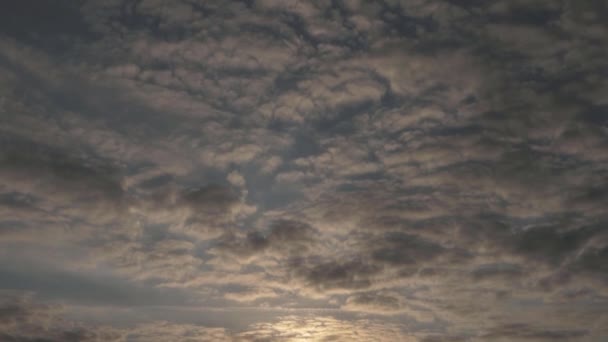 Formação Nuvens Pôr Sol Inclinação Tiro Fundo — Vídeo de Stock