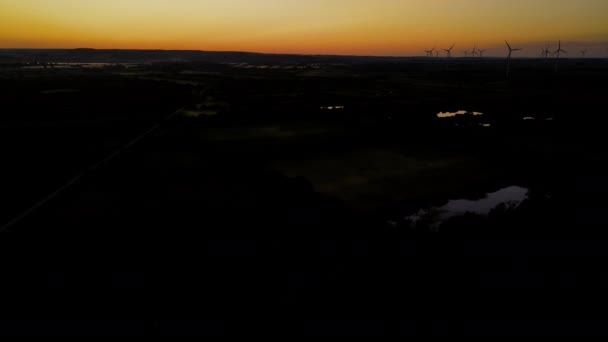 Aerial Shot Slowly Flying Away Wind Farm Sunset Wind Turbines — Stock video