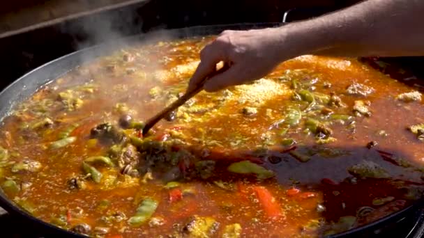 Cook Moving Rice Freshly Thrown Paella Boil Steps Preparation Typical — Vídeos de Stock