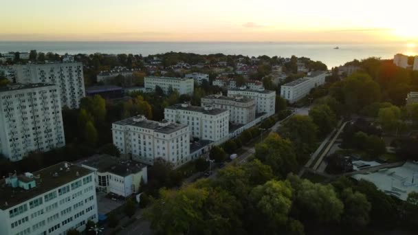 Gdynia City Poland Aerial View Beautiful Buildings Green Trees Sunset — Wideo stockowe