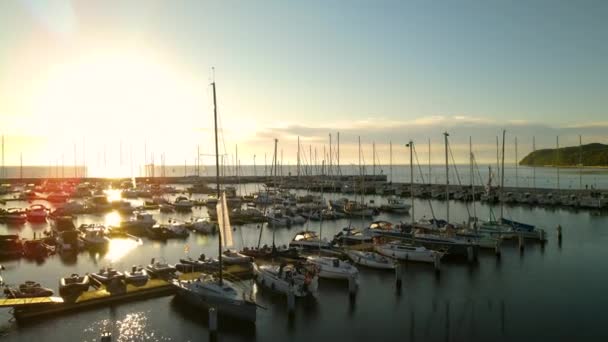 Vibrant Sunlight Reflection Calm Water Gdask Bay Sailboats Moored Gdynia — Vídeo de Stock