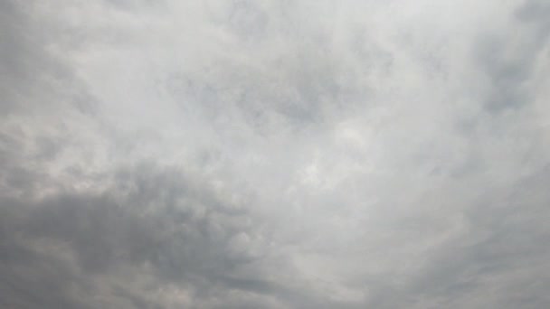 Nubes Niebla Moviéndose Rápido Tiempo Real Estático Ángulo Bajo — Vídeo de stock