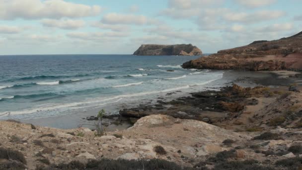 Waves Crashing Limestone Beaches Porto Santo Another Island Distance — Stockvideo