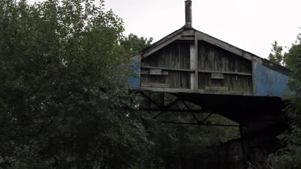 Roof Abandoned Mill Dud Fleet England Wide Panning Shot — Wideo stockowe