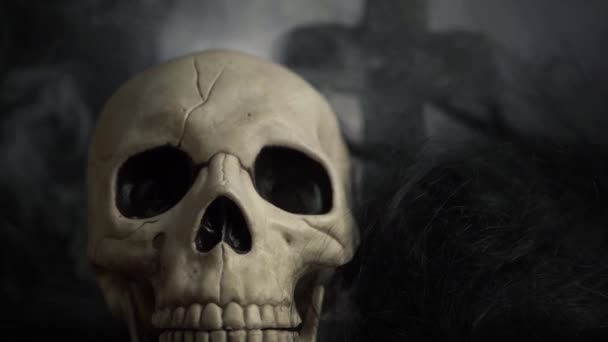 Human Skull Smoking Creepy Background Medium Shot — Stockvideo