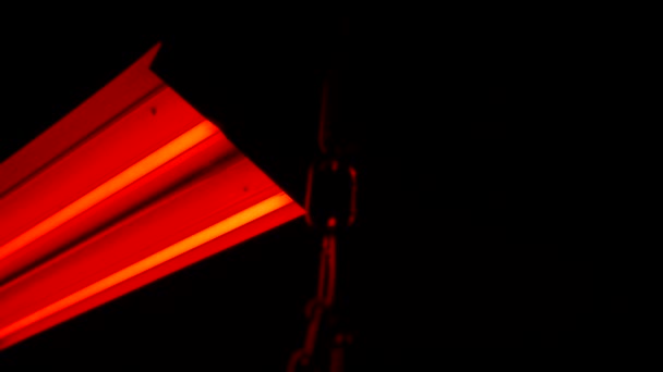 Chains Hanging Ceiling Red Light — Vídeo de Stock