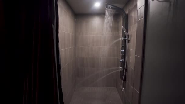 Large Shower Light Water Running — Wideo stockowe