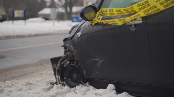 Crashed Car Side View Mini Cooper Road Snow — Vídeos de Stock