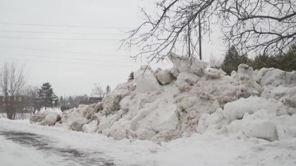 High Large Snowbanks Side Road Winter Urban Area — Wideo stockowe