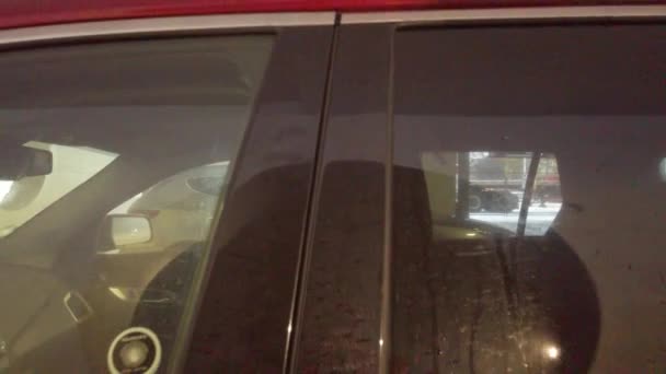View Driver Side Red Suv Concrete Portal Mall Parking Garage — Vídeo de stock