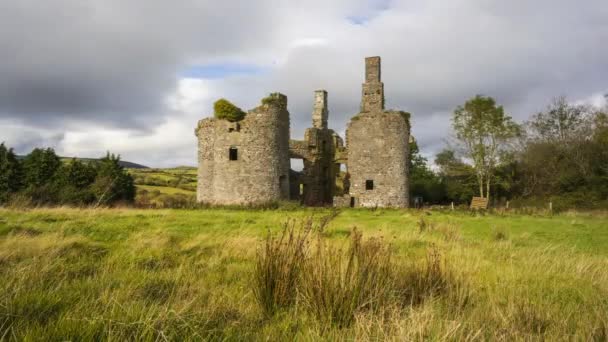 Time Lapse Medieval Castle Ruin Rural Countryside Ireland Sunny Cloudy — 비디오