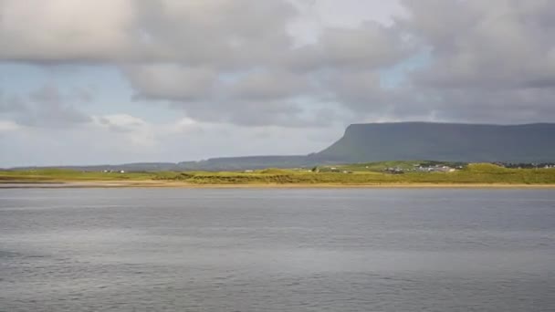 Time Lapse Sea Coast Ireland Hills Distance Moving Clouds Sky — Stock video