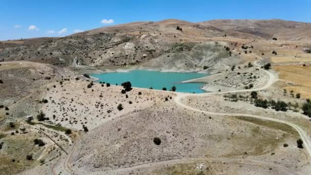 Drone Shooting Small Mountain Lake Turquoise Water Turkey — Stockvideo
