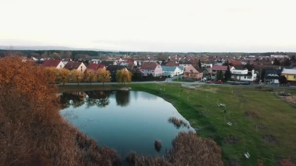 Autumnal Trees Small Pond Beautiful Houses South Moravian Region Czech — Stockvideo