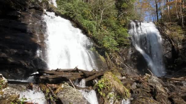 Water Cascades Anna Ruby Falls Autumn Day Wide Slow Motion — Vídeos de Stock