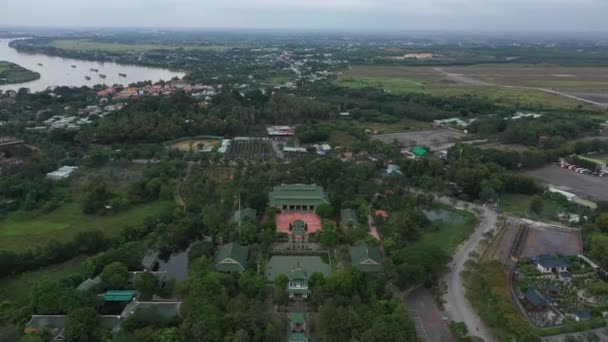 Aerial Shot Ancient Buddhist Temple Gardens South Vietnam — 비디오