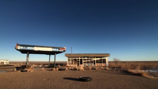 Posto Gasolina Abandonado Deserto — Vídeo de Stock