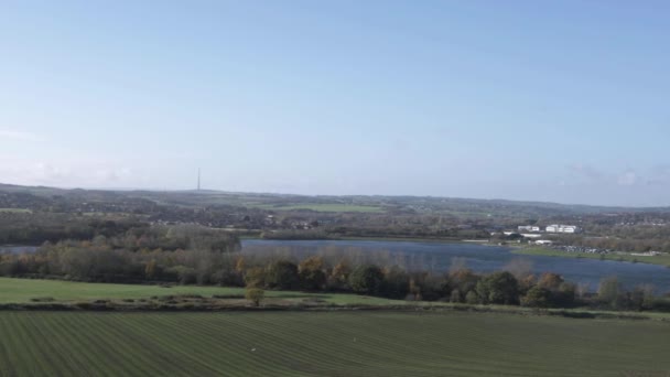West Yorkshire Landscape Lake Wide Establishing Panning Shot — 图库视频影像