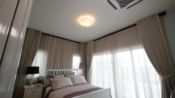 Chic Cozy Decorative Bedroom Decoration Idea — Video Stock