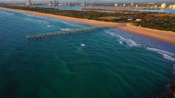 Drone Flying Gold Coast Seaway Jetty Sunrise Surf Peaceful — 图库视频影像