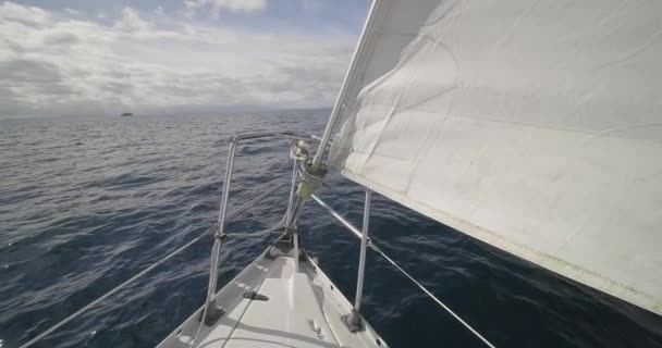 Sailboat Sailing Ocean Sunny Summer Day Pov Deck Boat Wide — Stockvideo