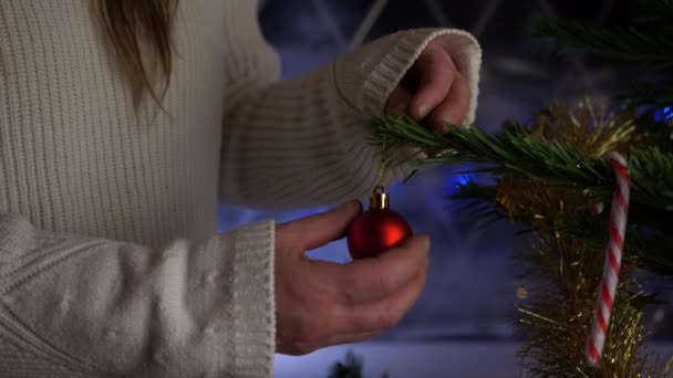 Woman Hanging Bauble Christmas Tree Medium Shot — 비디오
