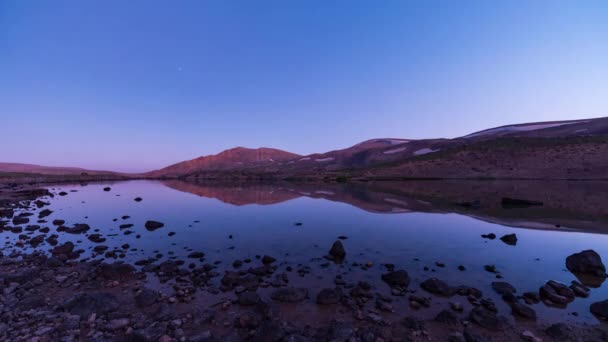 Auringonlaskun Aika Vaaleanpunainen Sininen Venus Vyö Maisemassa Linnunrata Siirry Järven — kuvapankkivideo