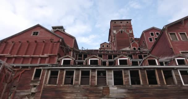 Abandoned Wooden Buildings Old Kennicott Copper Mills Settlement Alaska Usa — 图库视频影像