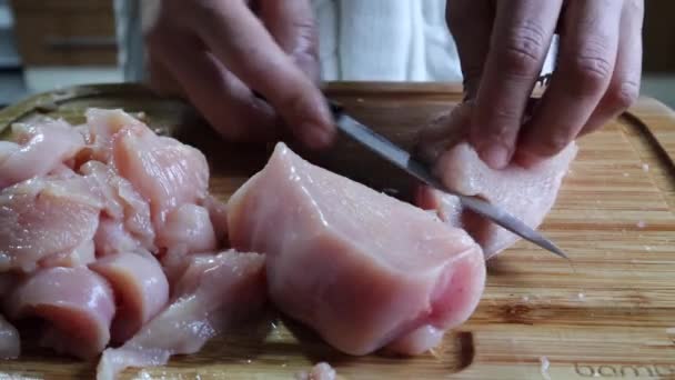 Hands Cutting Fresh Chicken Meat Fillet Wooden Chopping Board Kitchen — 图库视频影像