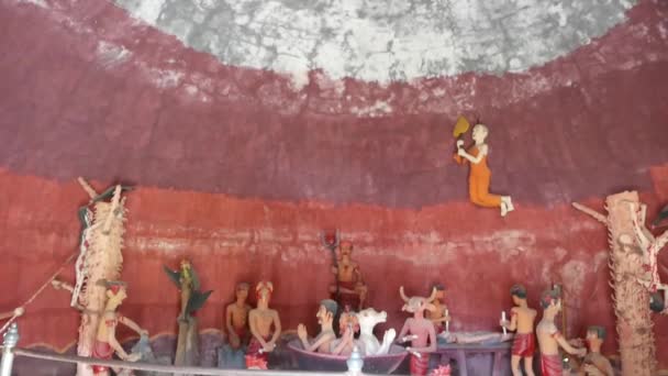 Sculptures Telling Stoty Hell Buddhism Showing Sinners Receiving Punishment — Video