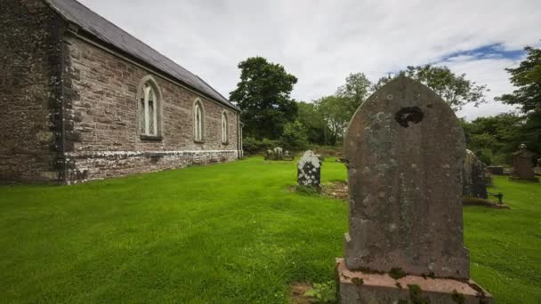 Motion Time Lapse Local Historical Church Ireland Graveyard Rural Country — Video Stock