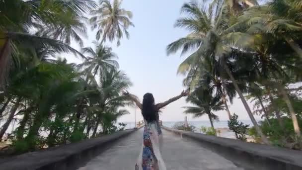 Slow Motion Shot Young Happy Woman Running Ocean Surrounded Exotic — Stockvideo