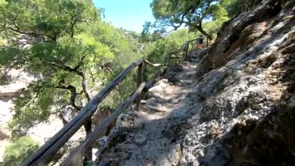 Punto Vista Concepto Aventura Verano Las Rocas Luz Del Día — Vídeos de Stock