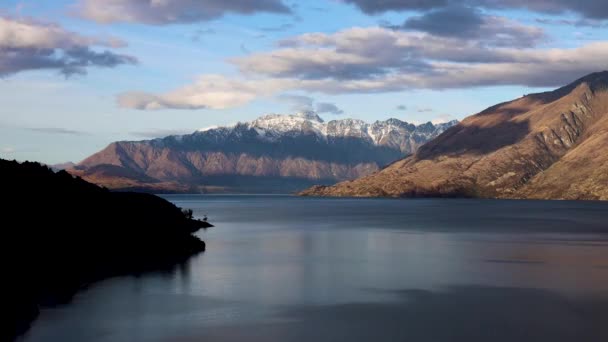 Beautiful Time Lapse Moody Cloudy Sunset Remarkables Mountain Range Bobs — ストック動画