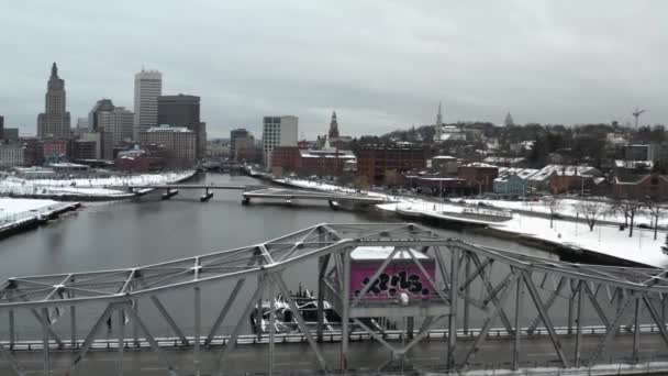 Cars Driving Bridge Providence River Downtown Providence Skyline Winter Rhode — Video